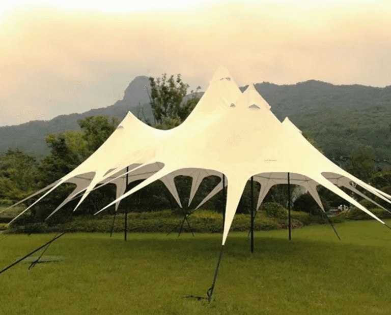 Copertină mobilă Oxford 156mp - Glamping si festival